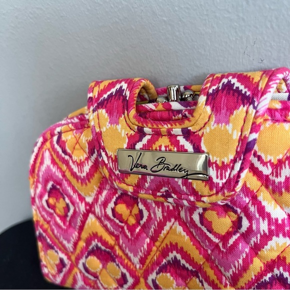 Disney Vera Bradley Bouncing Bouquet Snap‑n‑Kiss Wallet – NWOT - Picture 3 of 11